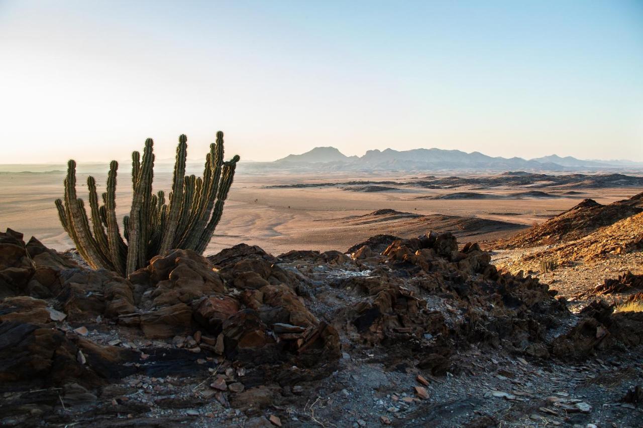 Rostock Ritz Desert Lodge Cha-re Bagian luar foto