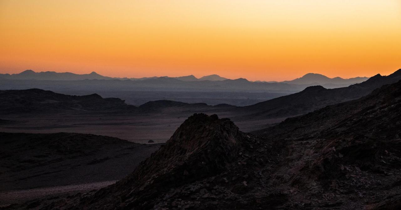 Rostock Ritz Desert Lodge Cha-re Bagian luar foto