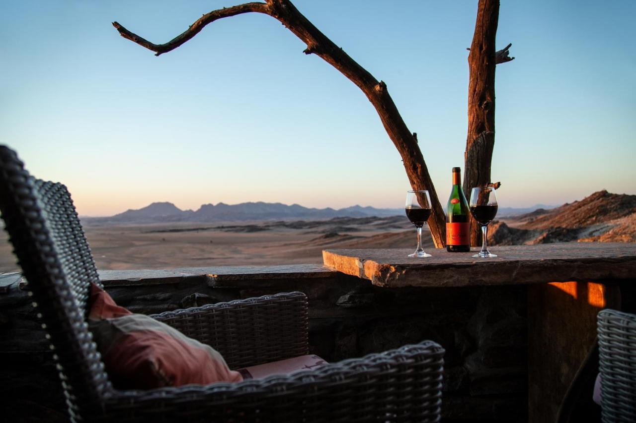 Rostock Ritz Desert Lodge Cha-re Bagian luar foto