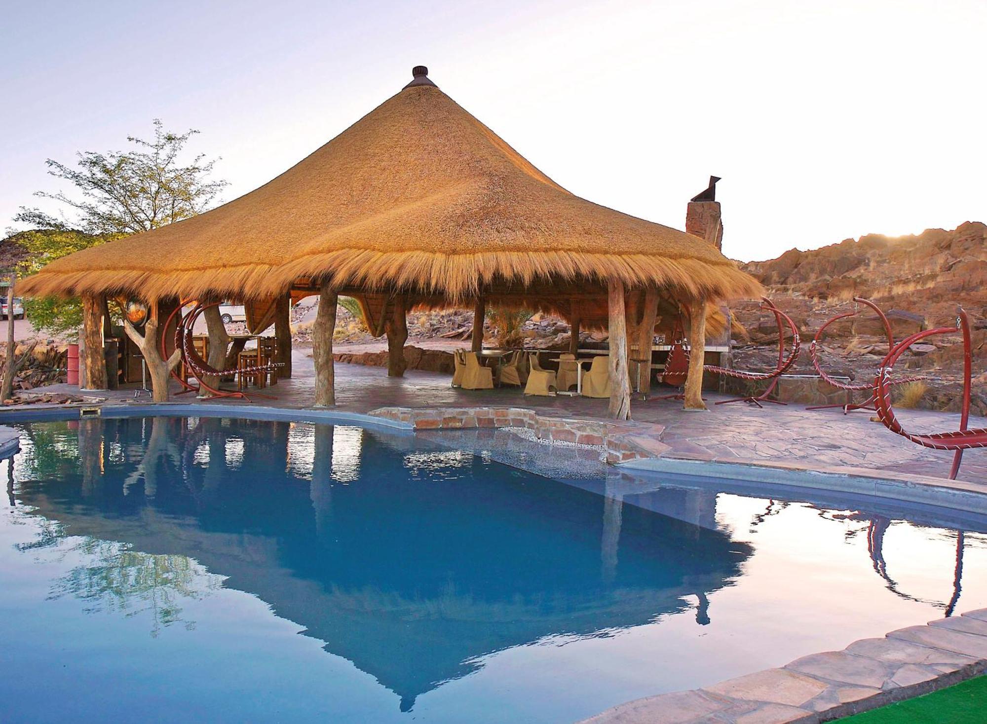 Rostock Ritz Desert Lodge Cha-re Bagian luar foto